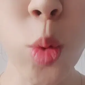 Korean vowel 우 mouth shape